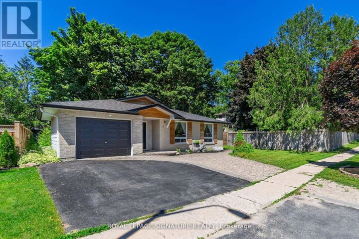Property Photo: 4 Patricia Avenue Upper ON L4M 3J7