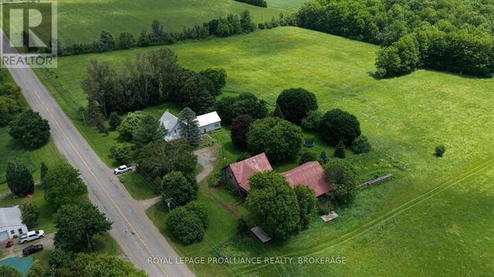 Property Photo: 1462 County Road 8 ON K0E 1Y0