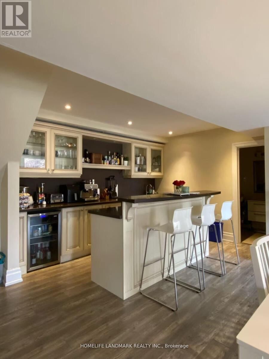 Property Photo:  120 Argonne Crescent Basement  ON M2K 2K1 