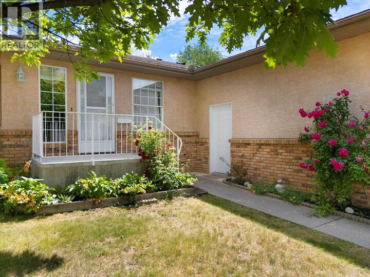 Property Photo:  310 6th Avenue South 14  BC V0B 1G3 