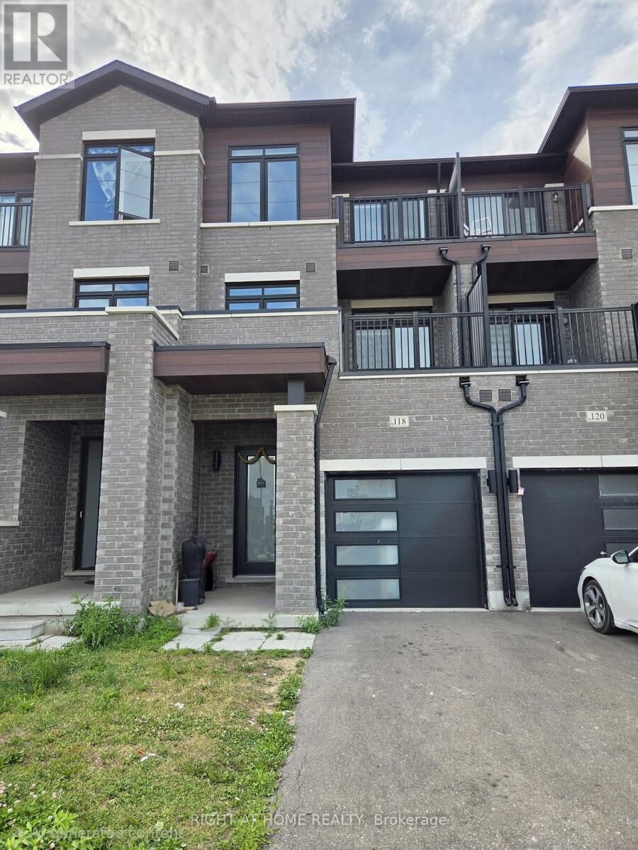 Property Photo:  118 Purple Sage Drive Upper  ON L6P 4P4 