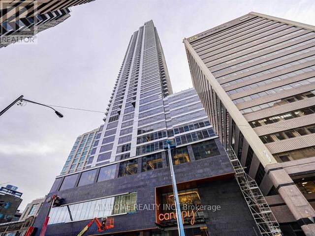 Property Photo:  395 Bloor Street East 5011  ON M4W 0B4 