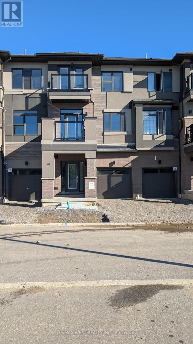 Property Photo:  660 Colborne Street West 30  ON N3T 0Y7 