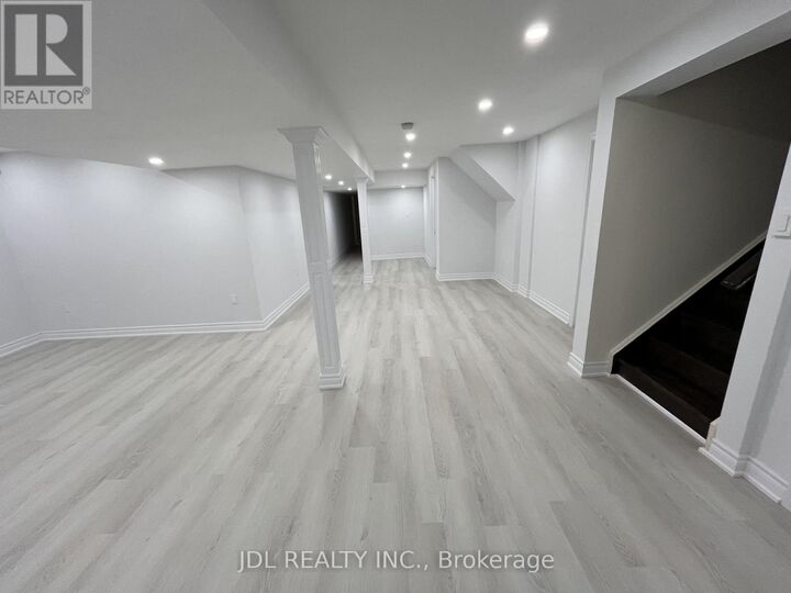 Property Photo: 82 Puccini Drive ON L4E 2Z1