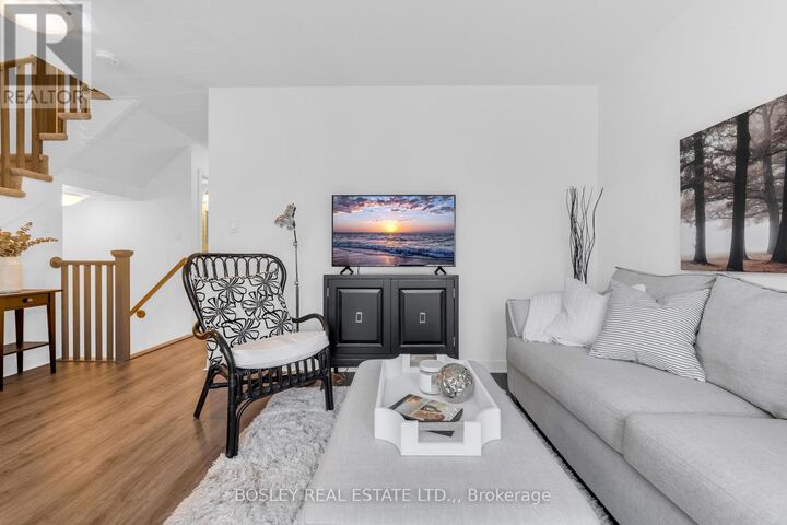 Property Photo:  26 Chicory Crescent 3  ON L2R 0A5 