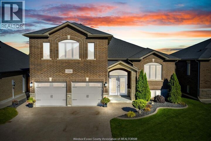 Property Photo:  1524 Inverness Avenue  ON N8P 0B1 