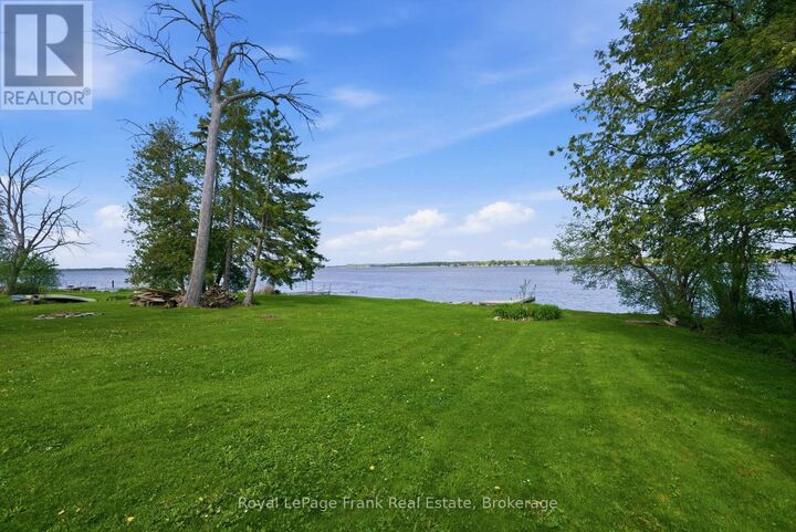 Property Photo:  54 Butternut Drive  ON K9V 4R1 