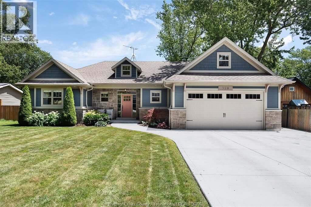 Property Photo:  920 Erie Avenue West  ON N9Y 3E2 