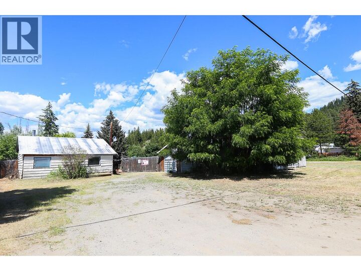 Property Photo:  627 Dixon Creek Road  BC V0E 1E0 