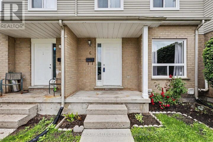 Property Photo:  484 Third Street 6  ON N5V 2B9 