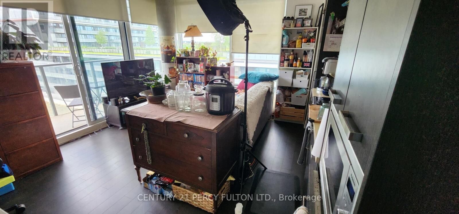Property Photo: 455 Front Street East S601 ON M5A 1G9
