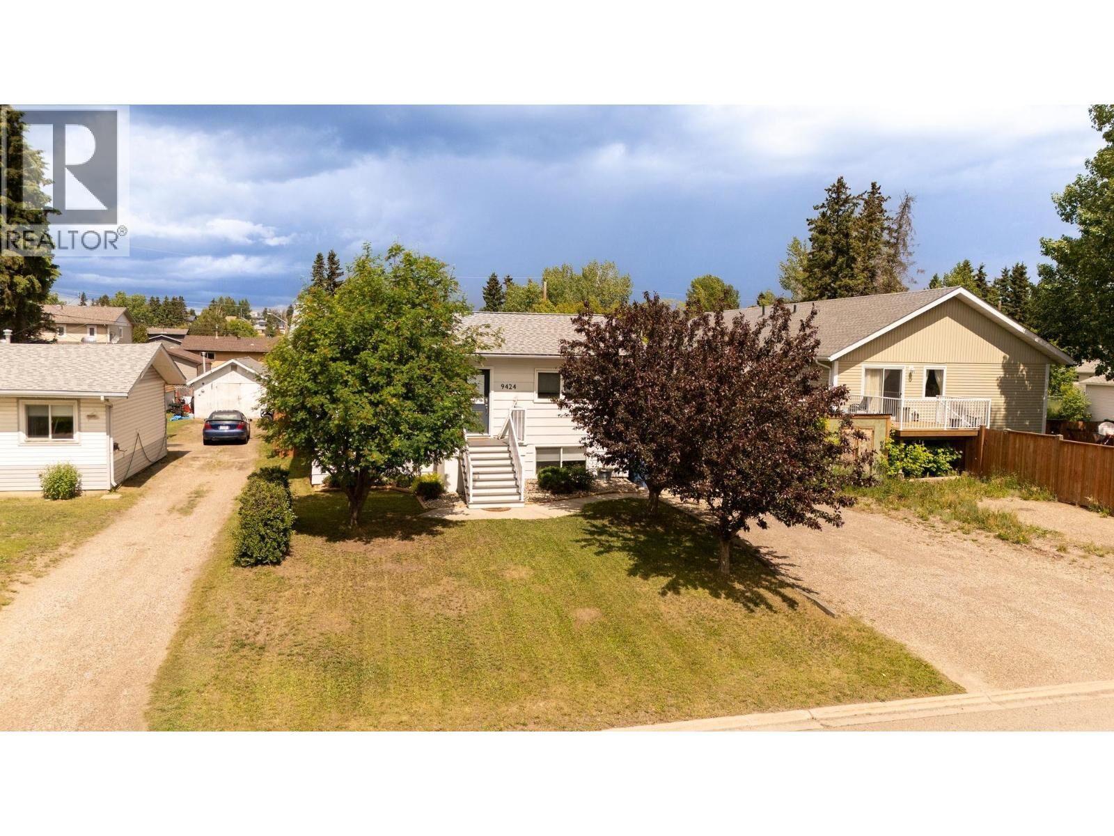 Property Photo:  9424 94 Avenue  BC V1J 1G3 