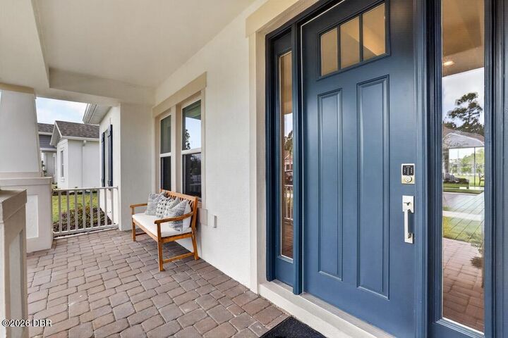 Property Photo: 668 Junonia Boulevard FL 32168