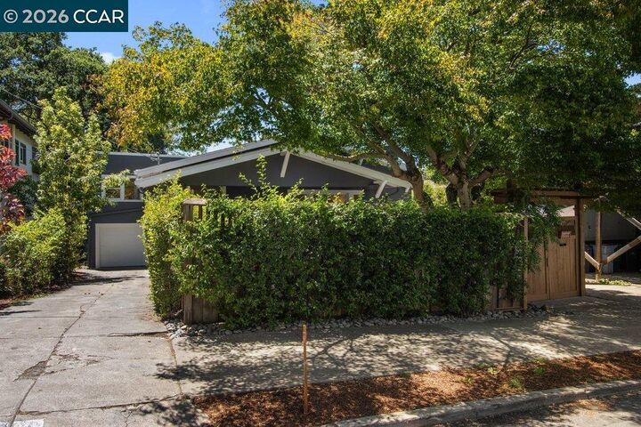 Property Photo:  1310 Carlotta Ave  CA 94703 