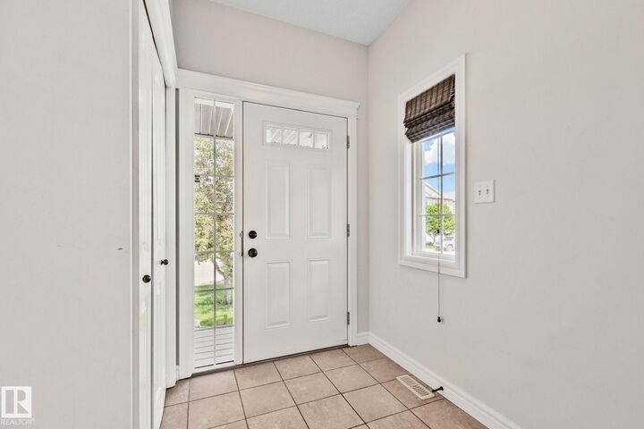 Property Photo:  39 Meadowview Court  AB T7X 0N2 