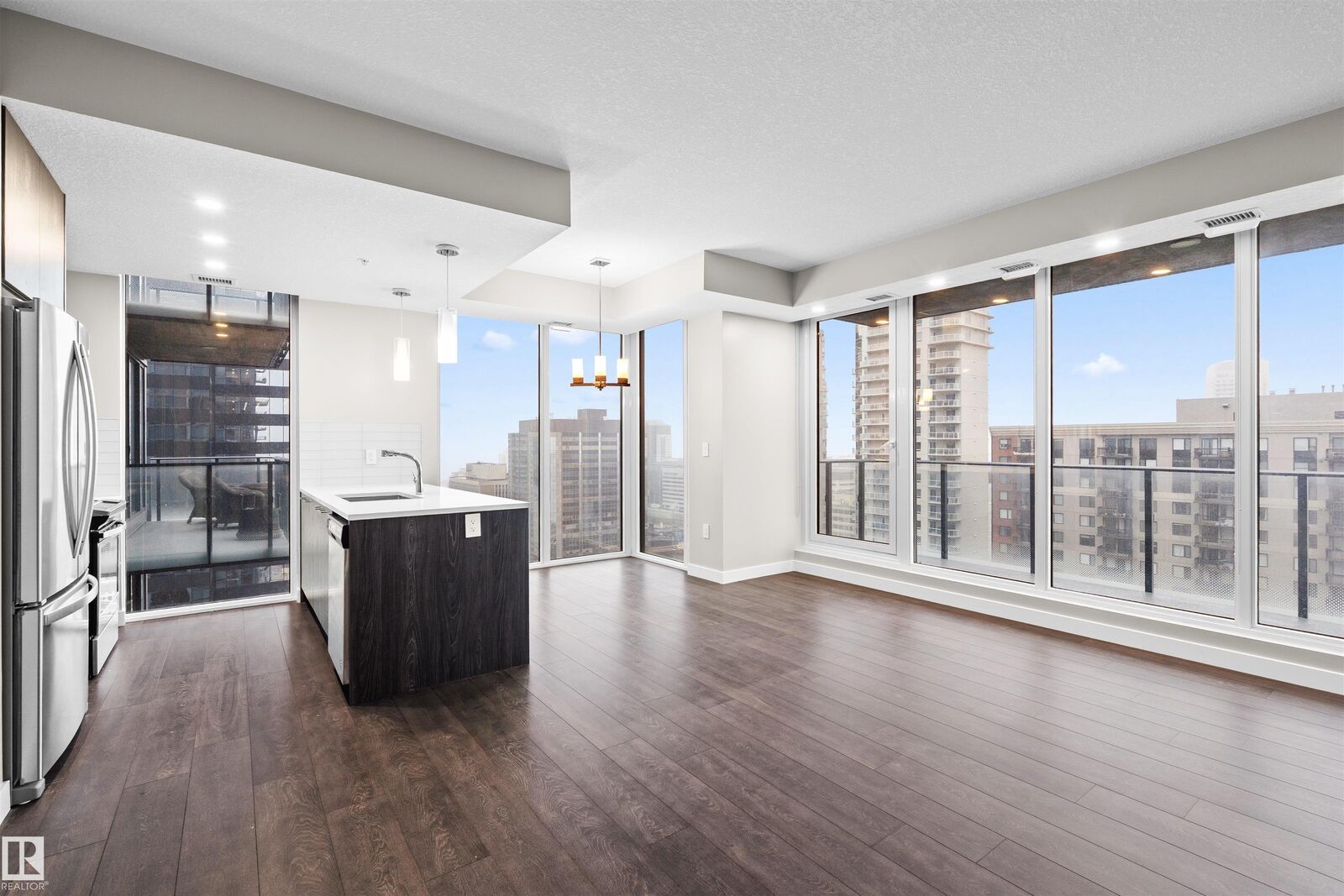 Property Photo:  10180 103 Street NW 2201  AB T5J 0L1 