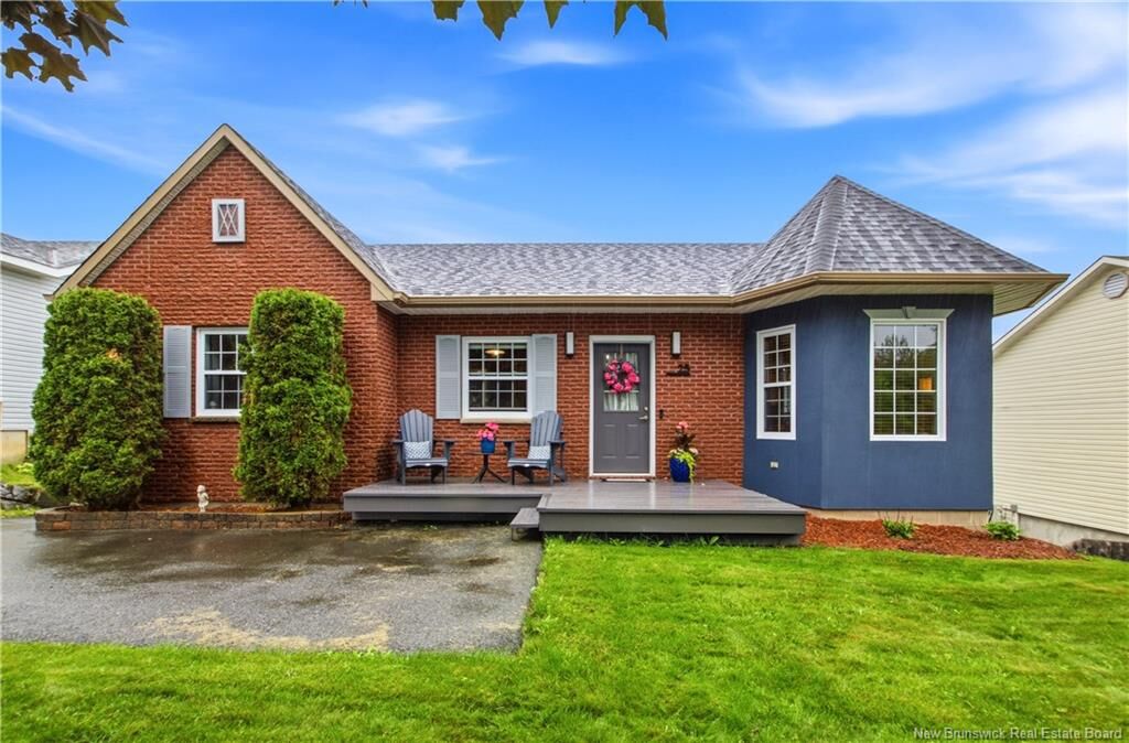 Property Photo:  25 Glen Eyre Court  NB E3C 2P7 