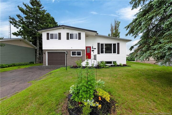 Property Photo:  641 Charline Avenue  NB E1A 1C7 
