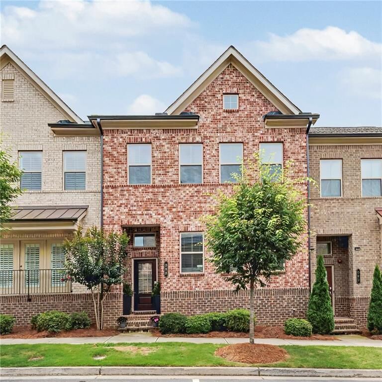 Property Photo:  303 Commons Avenue  GA 30188 