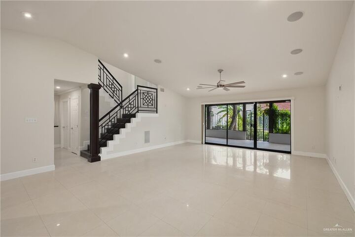 Property Photo: 110 E Shasta Avenue TX 78504