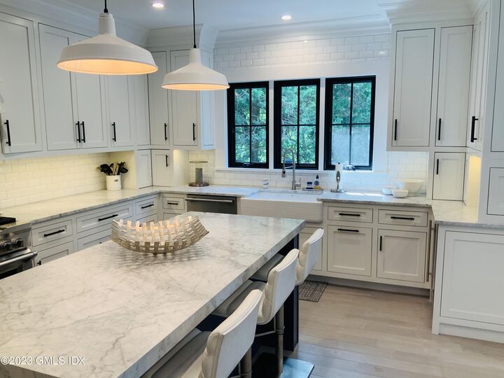 Property Photo:  34 Wescott Street  CT 06878 