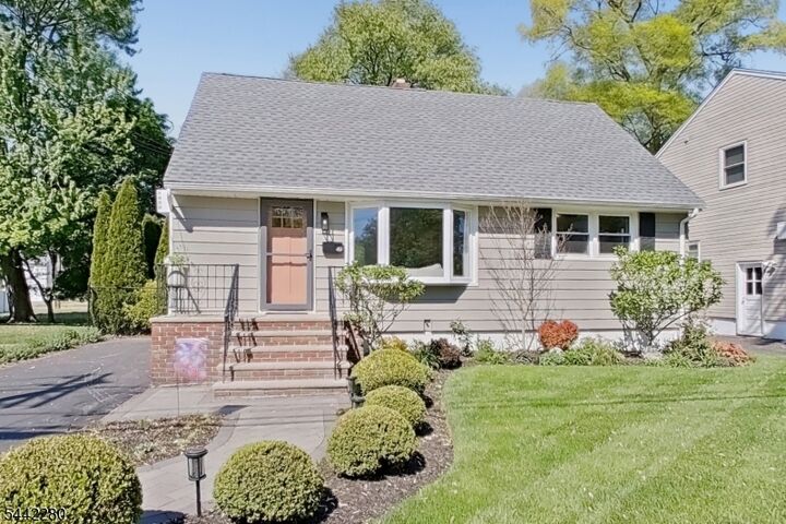 Property Photo: 49 Parkway NJ 07424