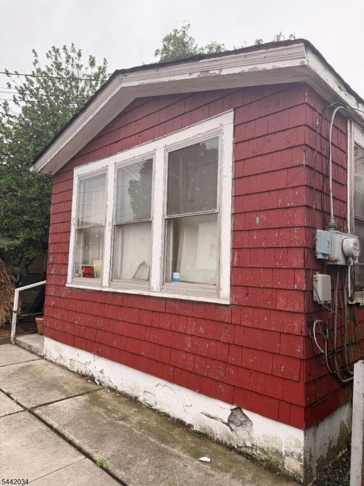 Property Photo:  47 May St  NJ 08861 