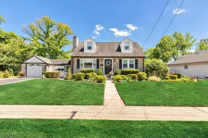 Property Photo: 374 South Ave NJ 07023