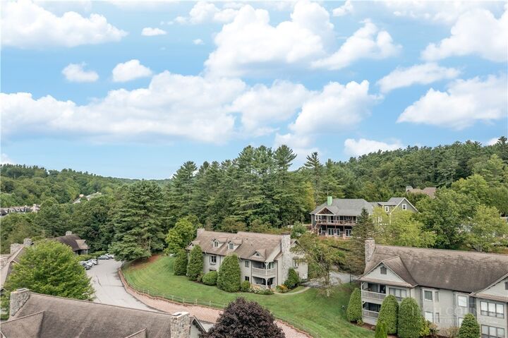 Property Photo:  234 Stringfellow Lane 4  NC 28605 
