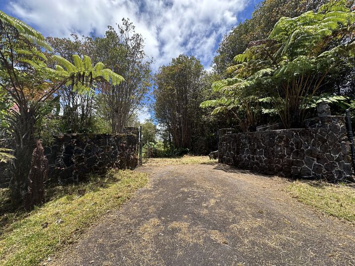 Property Photo:  Hohiu St  HI 96771 