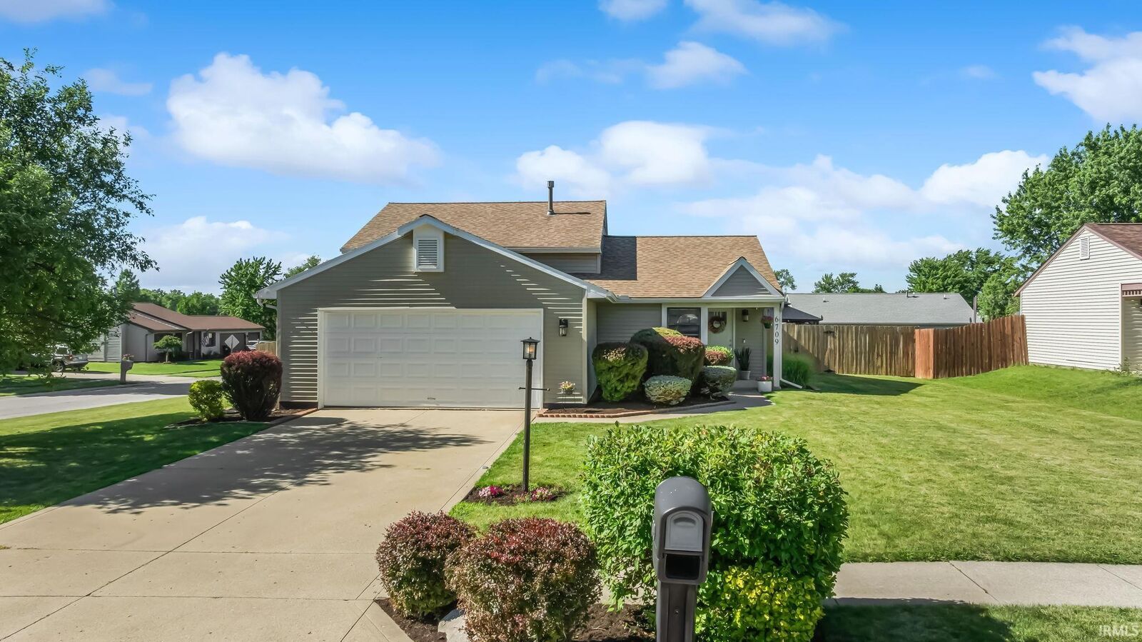 Property Photo:  6709 Goldenrod Place  IN 46835-9782 