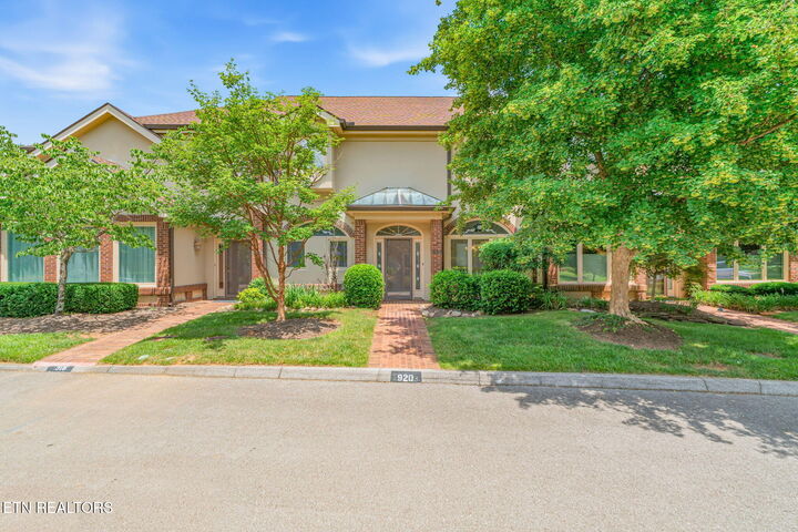 Property Photo: 920 Westcourt Drive TN 37919