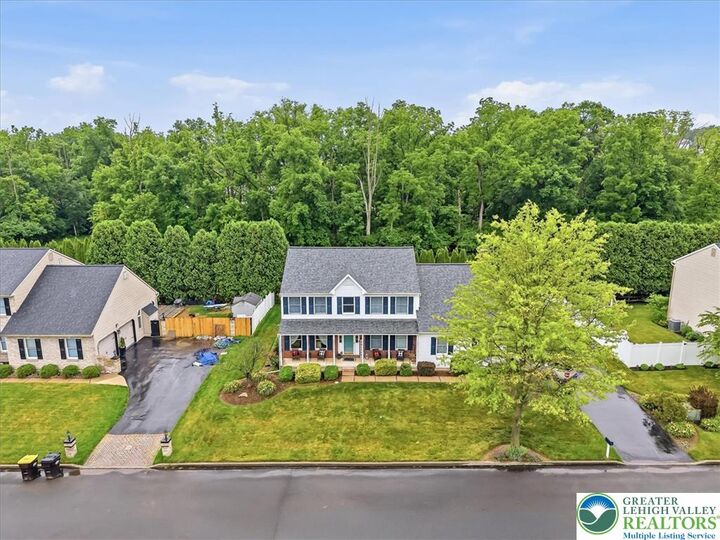 Property Photo:  2011 Fieldview Drive  PA 18064 