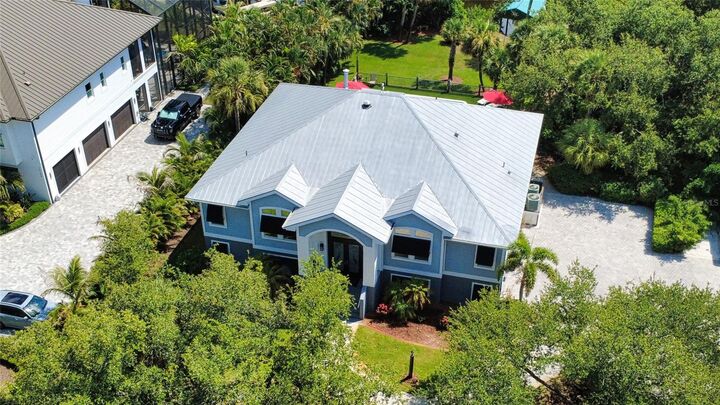 Property Photo:  10110 Creekside Drive  FL 33946 