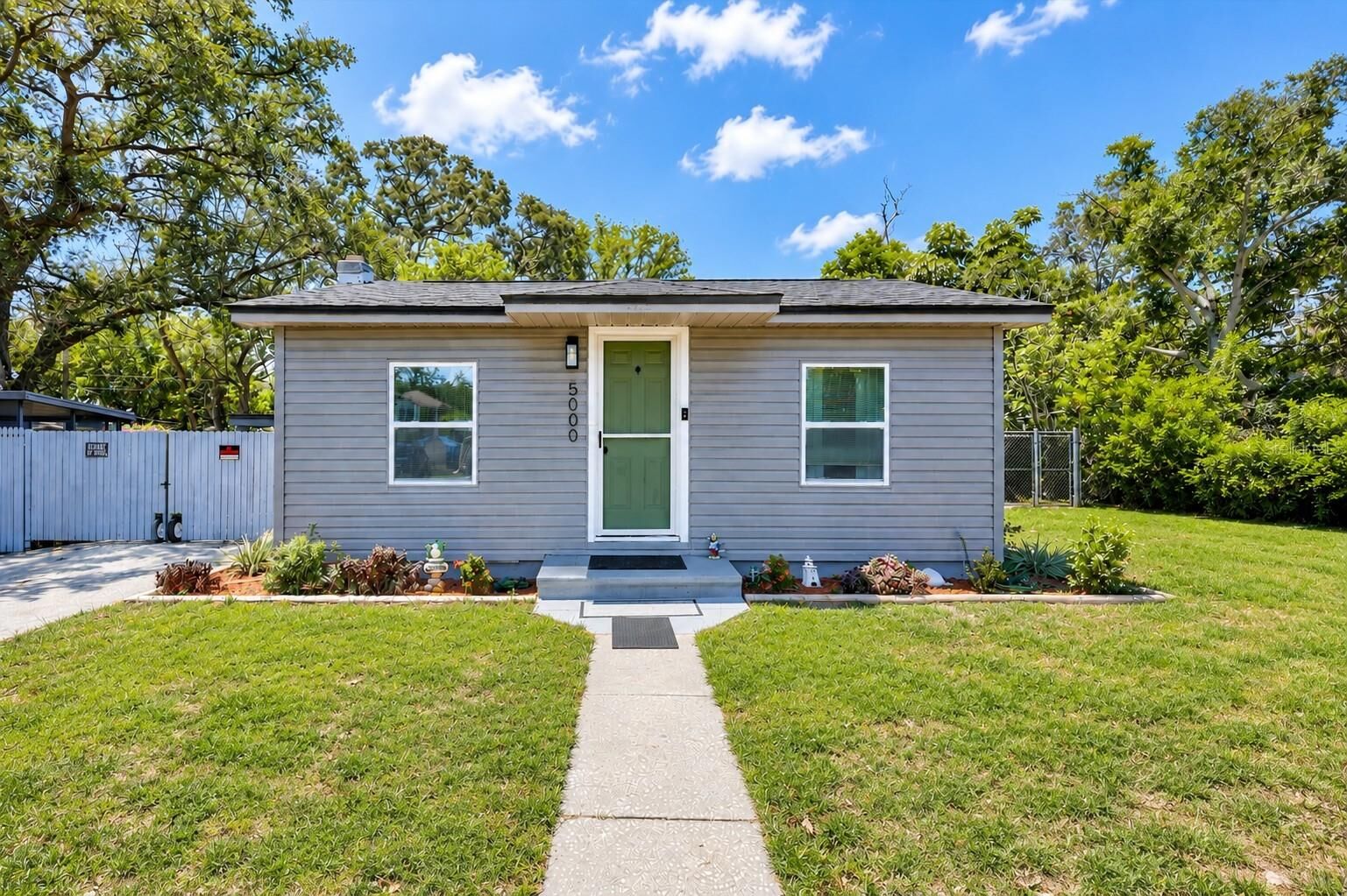 Property Photo:  5000 43rd Avenue N  FL 33709 