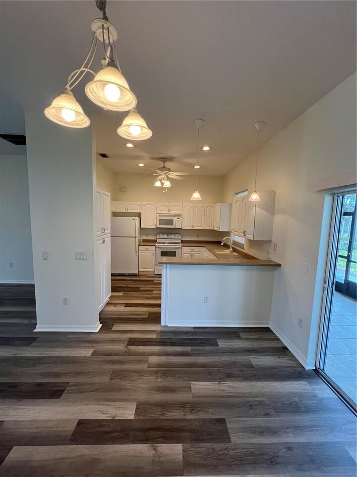 Property Photo:  4733 S Cranberry Boulevard  FL 34286 