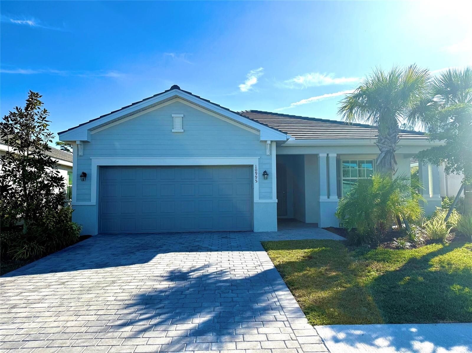 Property Photo:  10995 Pinot Drive  FL 34293 