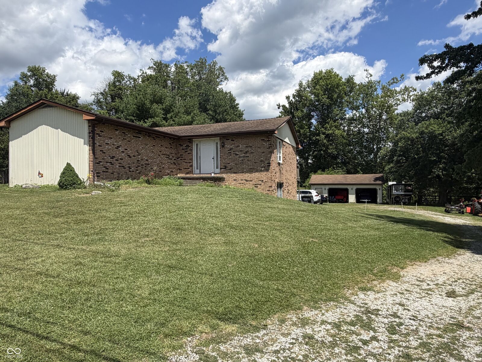 Property Photo:  8137 N US Highway 31  IN 47274 