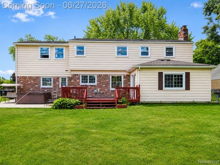Property Photo:  35484 Bennett Street  MI 48152 2923 