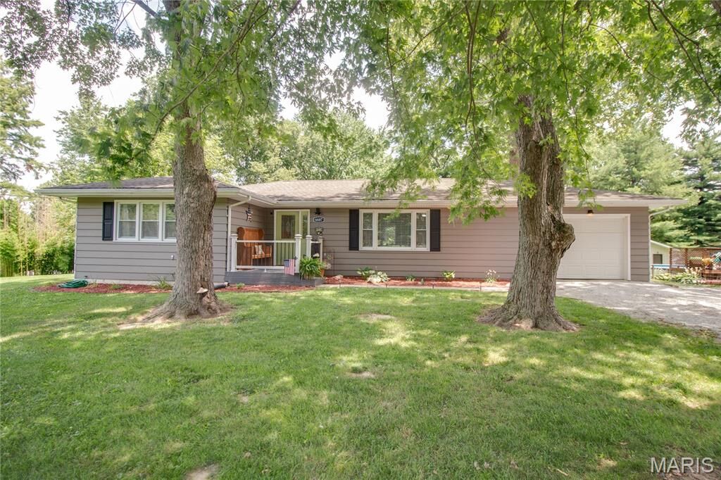 Property Photo:  6607 Wenzel Road  IL 62002 