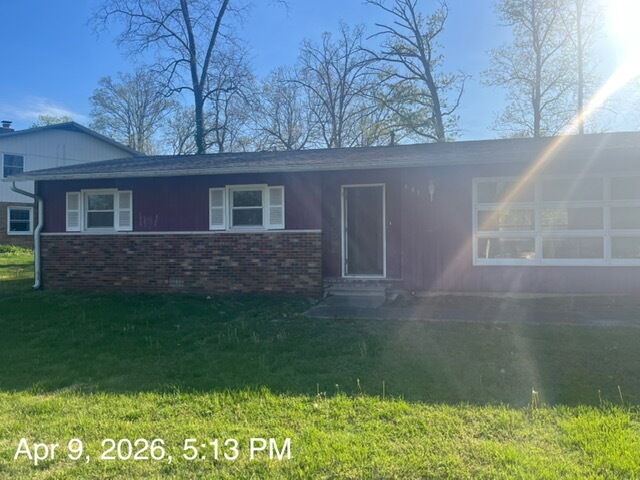 Property Photo:  501 Country Club Lane  IL 62918 