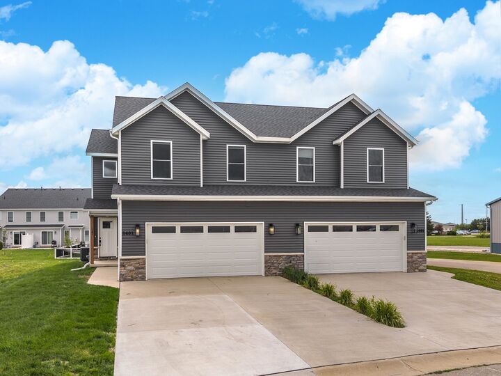 Property Photo:  401 Jenny Lane B  IL 61745 
