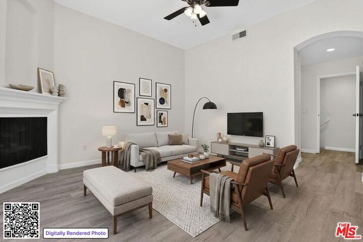 Property Photo:  11112 La Maida Street 14  CA 91601 