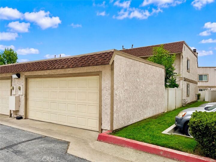 Property Photo: 1252 N Citrus 1 CA 91722