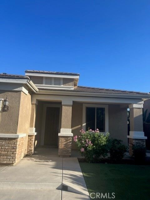 Property Photo:  29221 Fall River Lane  CA 92584 