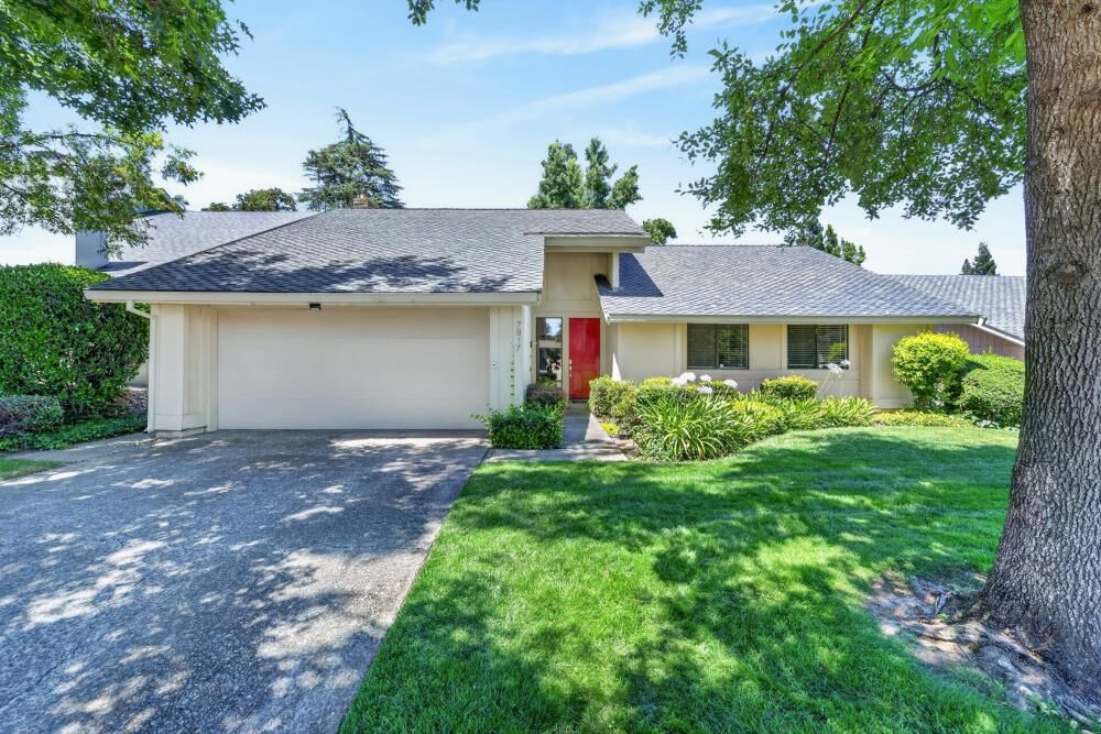 Property Photo:  7917 Wildridge  CA 95628 
