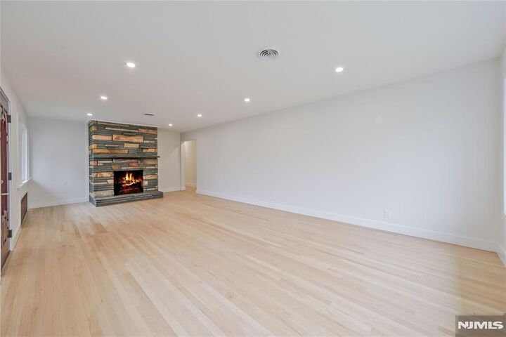 Property Photo: 21 E Central Avenue NJ 07621
