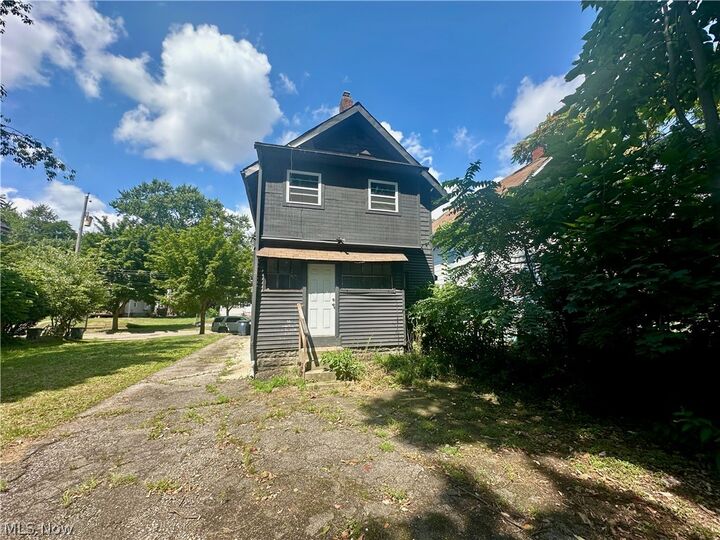 Property Photo:  280 Lake Street  OH 44301 
