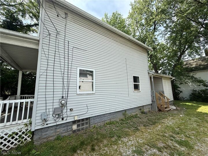 Property Photo:  289 Sumner Court  OH 44311 