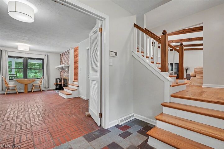 Property Photo:  379 Nob Hill Drive  OH 44303 